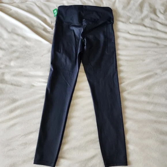 COPY - Gapfit Recycled Power Leggings - Picture 5 of 5